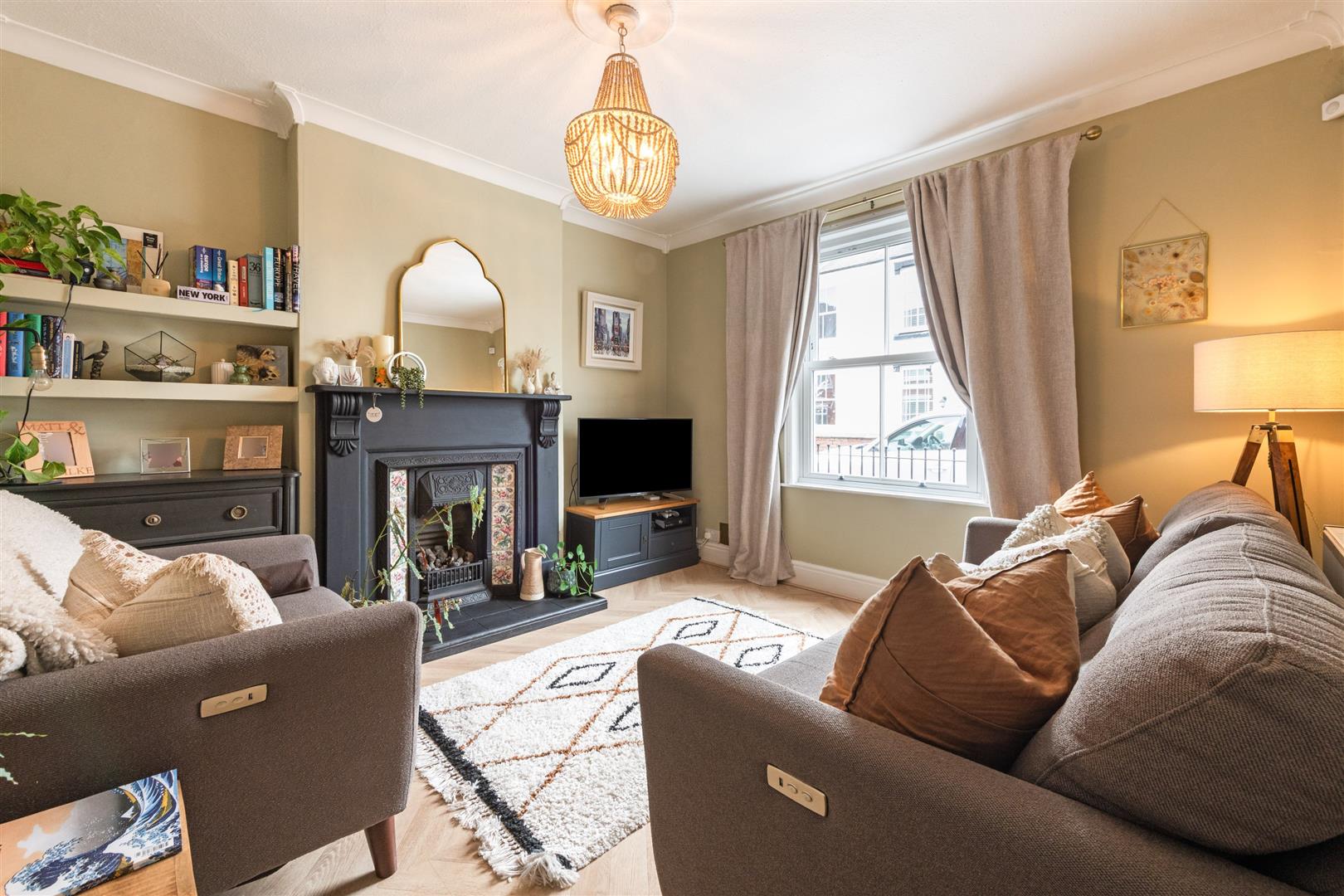 3 bed property in Cobden Street, Stourbridge